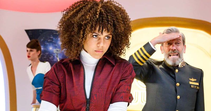 Billie and Captain Clark in 'Avenue 5' (HBO)