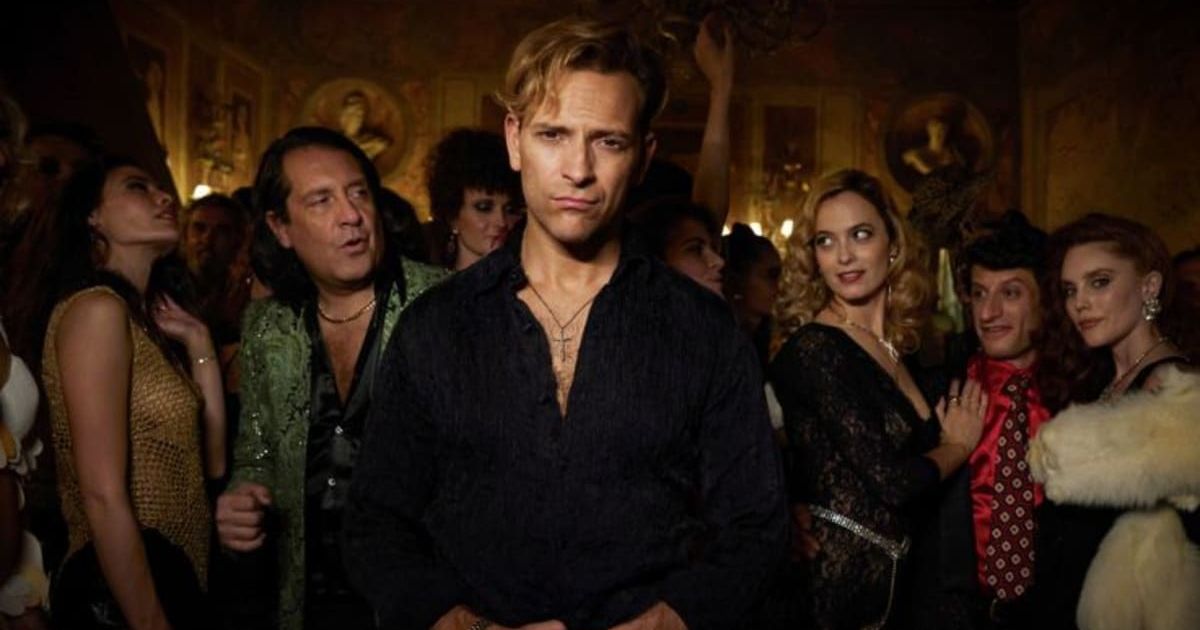 A movie still from 'Supersex' (@Netflix)