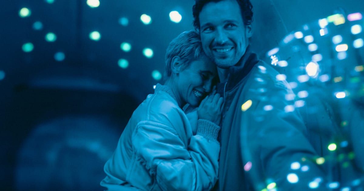A still from 'The Signal' (@Netflix)