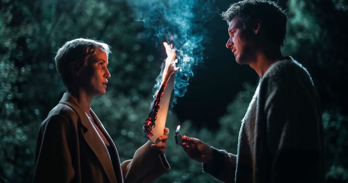 A still from 'The Signal' (@Netflix)