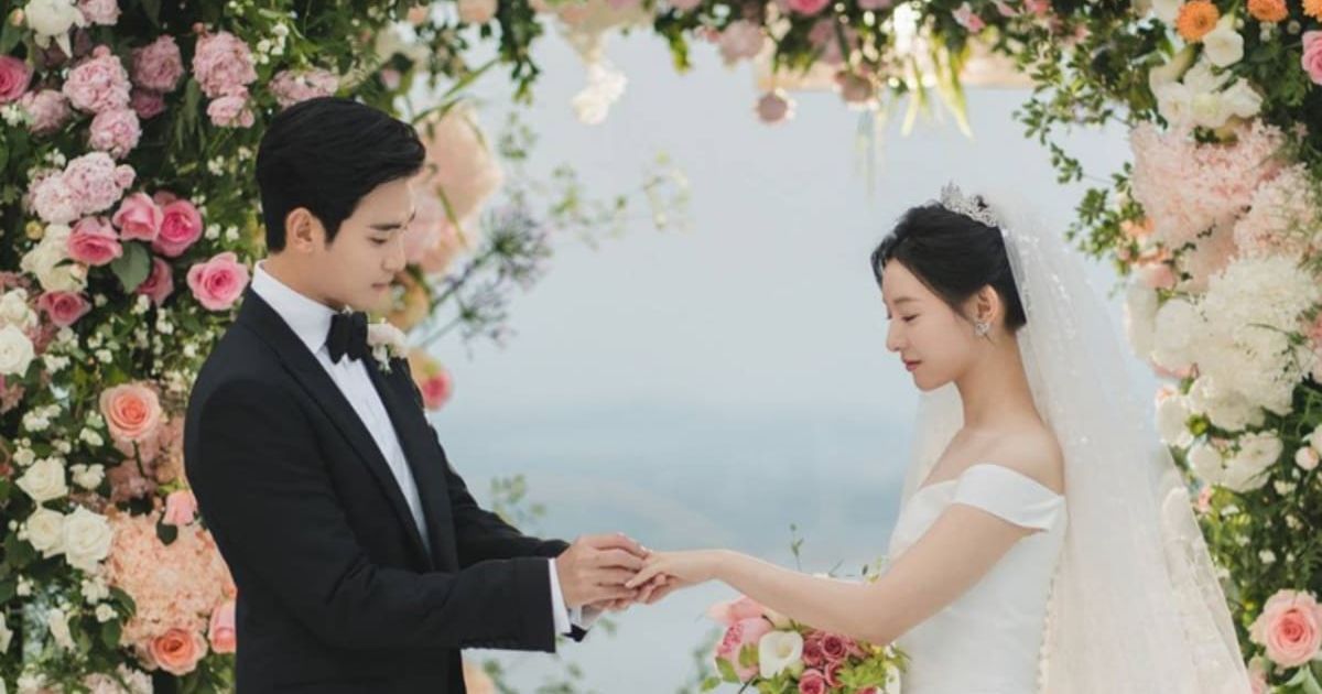 A still from the show 'Queen of Tears' (@Netflix)