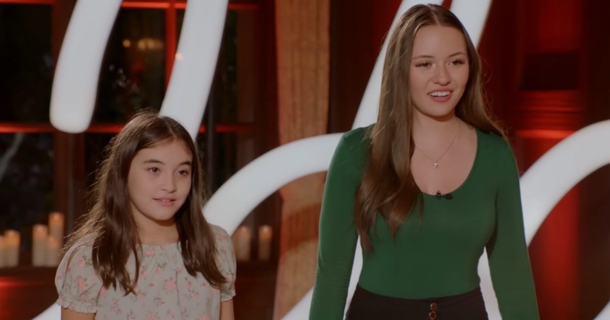 Angelina helps her sister Athena Jett during 'American Idol' Season 22 audition (@abc)