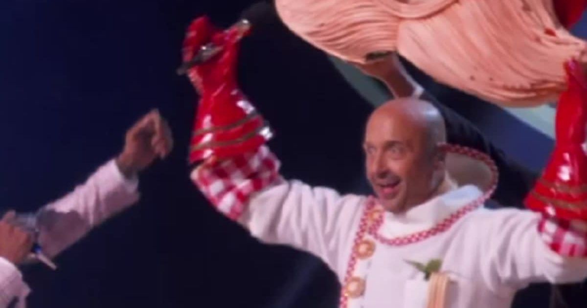 Joe Bastianich is under the Spaghetti and Meatballs mask on 'The Masked Singer' Season 11 Episode 3 (Instagram/@maskedsingerfox)