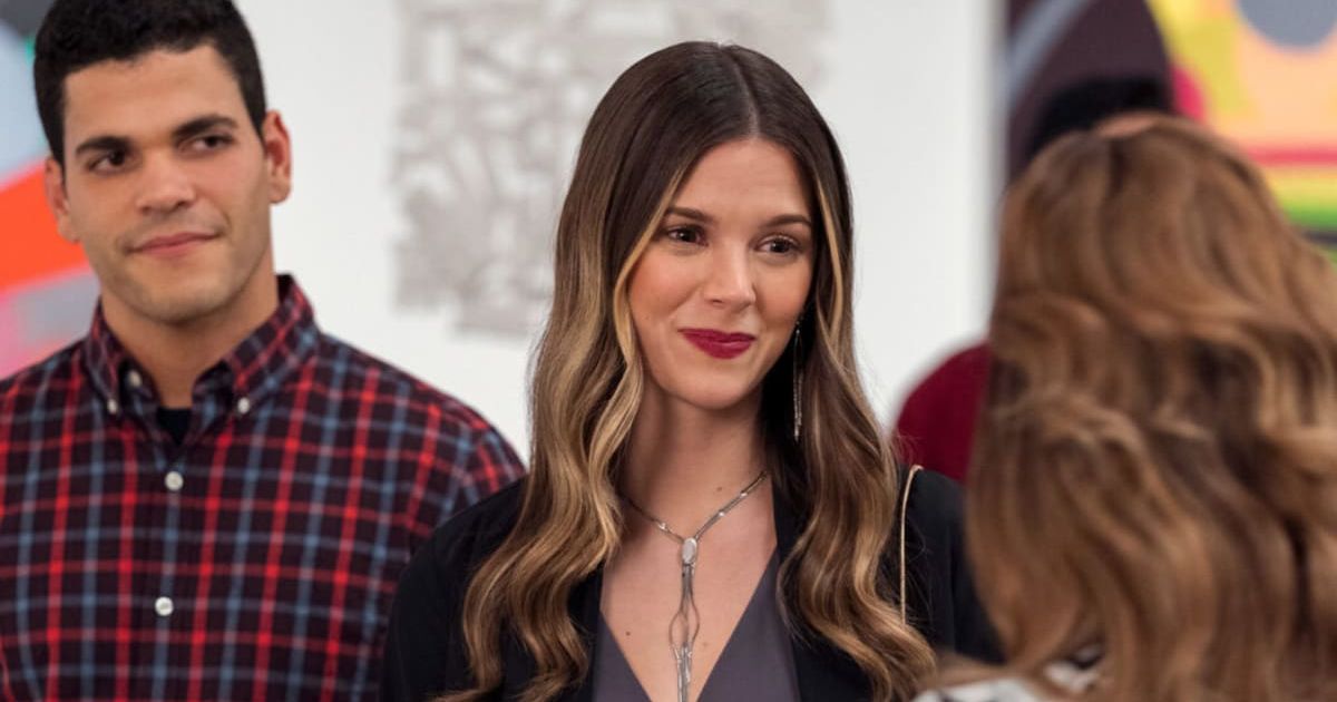 In 'The Baxters' Season 3 Episode 4, Ashley Baxter visits California to see her ex Landon Blake but finds him with another woman and a baby (@primevideo)