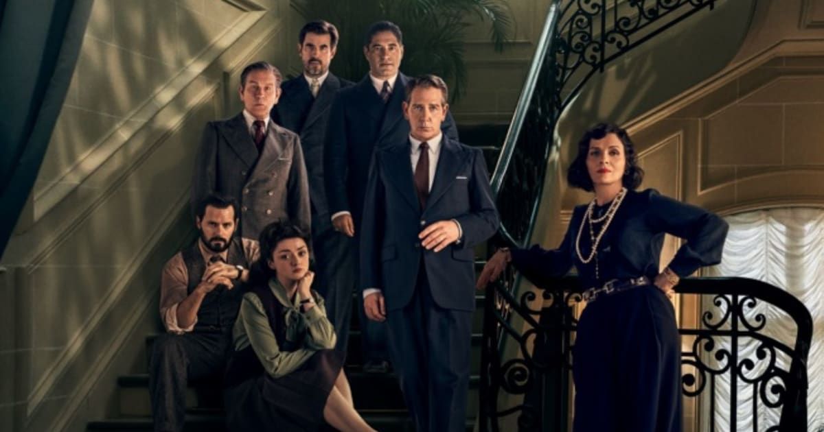 Fans laud the cast and the captivating storyline of the show 'The New Look' (@Apple TV+)