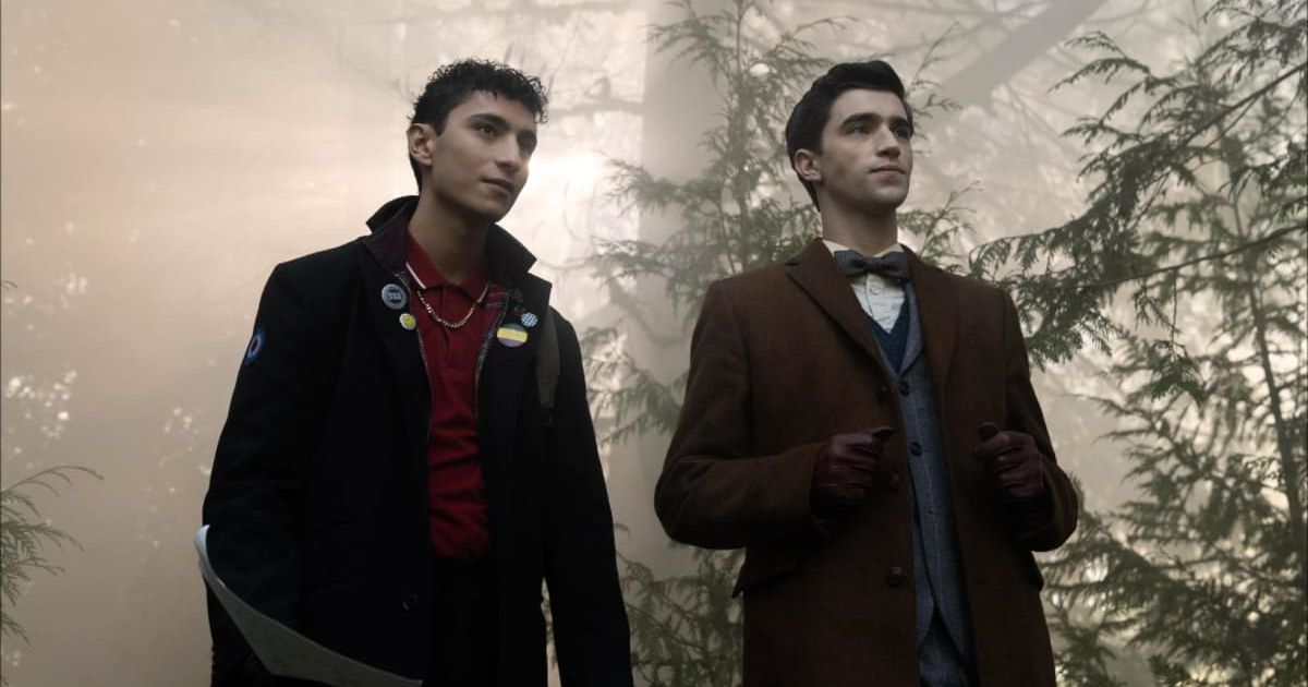 George Rexstrew and Jayden Revri become pals in the afterlife and work together to solve supernatural mysteries in the human world in 'Dead Boy Detectives' (@Netflix)