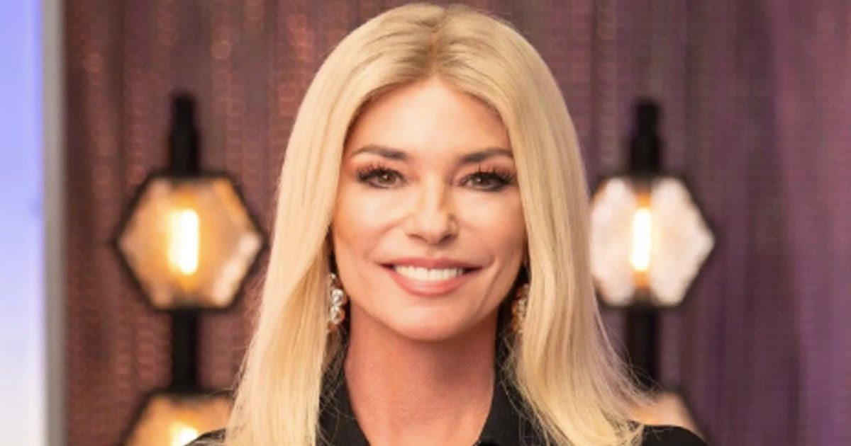 During the show, some fans mocked the Shania Twain for her appearance (@abc)