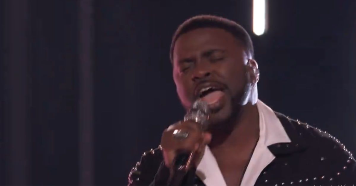 'The Voice' fans were taken aback as Tae Lewis fights for Instant Save two weeks in a row (@NBC)
