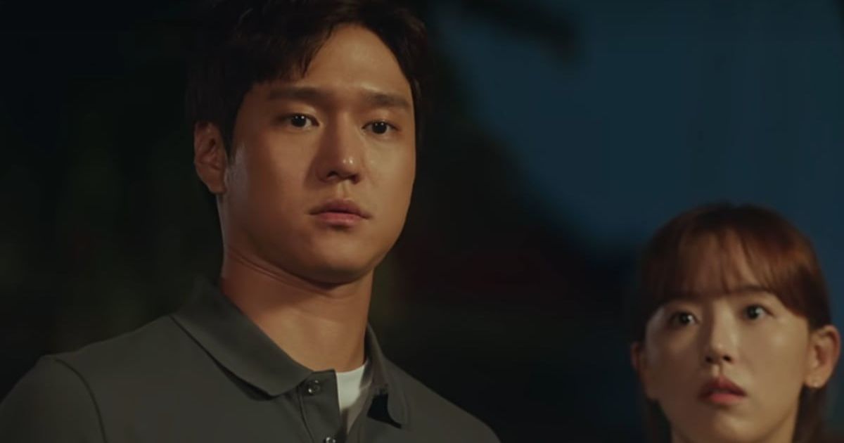 A reunion with Kim Jeong-heon's agency and a shocking hug leave Song Ki-baek reeling with jealousy and confusion (@netflix)