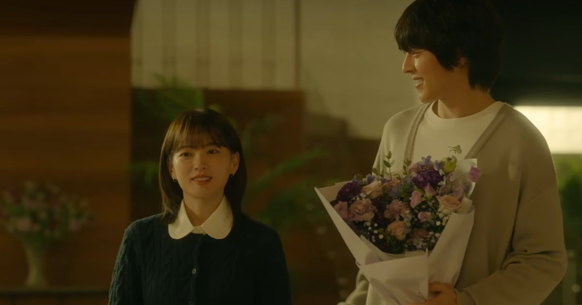Bok Gwi-ju and Do Da-hae reunite, but a dark prophecy looms over them in 'The Atypical Family' (@netflix)