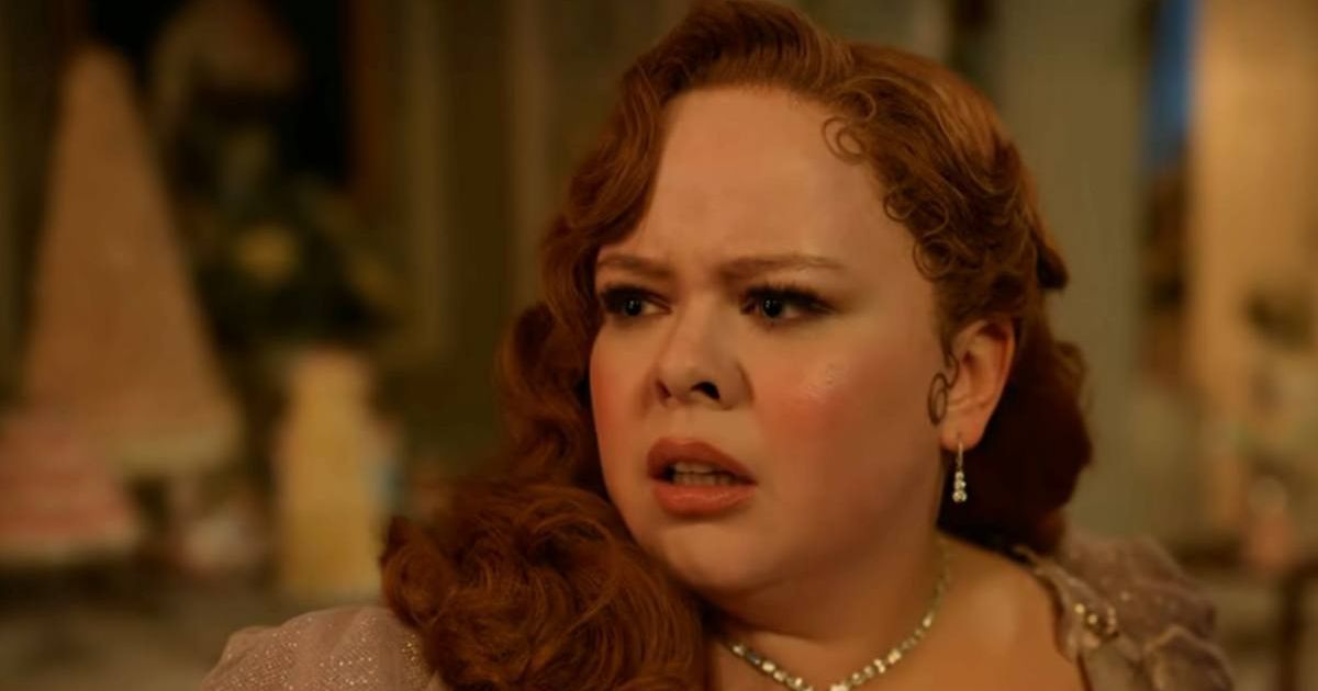 Penelope Featherington's secret identity faces threat of exposure in 'Bridgerton' Season 3 Episode 5 (@netflix)