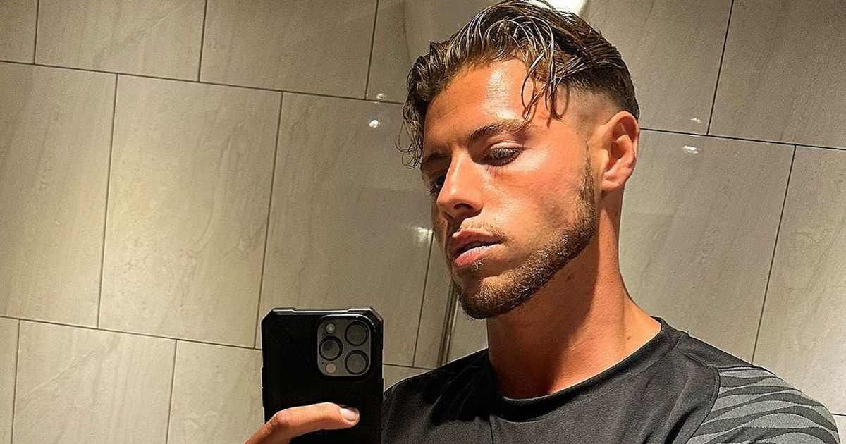 'Love Island USA' Season 6 star Caine Bacon is a personal trainer who injured his knee while playing football (Instagram/@caine_fit)