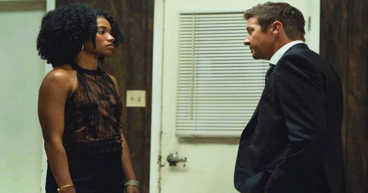 Mike McLusky and Rhonda meet again in 'Mayor of Kingstown' Season 3 (@paramount+)