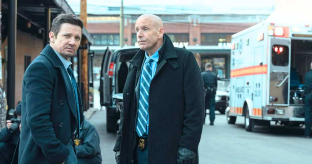 Tragic bus accident in 'Mayor of Kingstown' Season 3 Episode 7 intensifies Mike and Ian's problems (Paramount/@dennispmongjr)