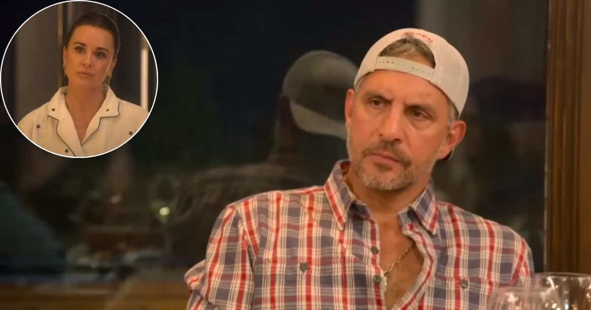 'Buying Beverly Hills' star Mauricio Umansky was seen kissing a new woman amid his separation from Kyle Richards (@netflix)