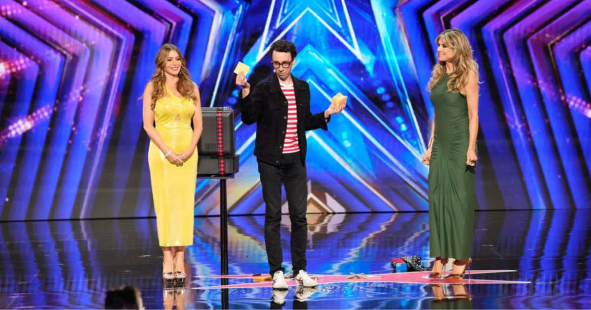 Jonathan Burns ropes in 'AGT' Season 19 judges Sofia Vergara and Heidi Klum for his audition (NBC/@TraePatton)