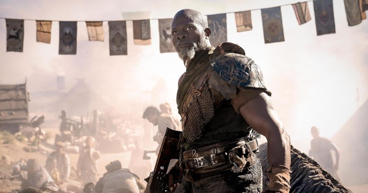 In Zack Snyder's director's cut of 'Rebel Moon', a peaceful moon settlement faces destruction by the ruthless Regent Balisarius' armies (@netflix)