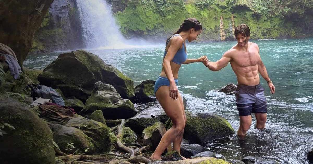 'A Costa Rican Wedding' stars Rhiannon Fish and Christopher Russell in the lead roles (@hallmark)