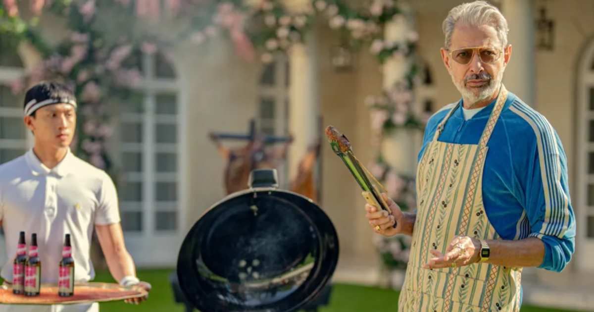 Jeff Goldblum takes on the role of Zeus in the Netflix series ‘Kaos’ (@netflix)