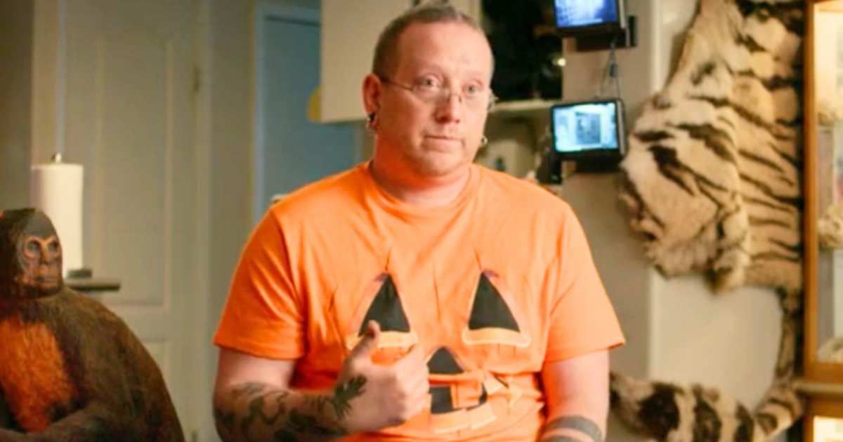 Cy Vierstra appears in Eric Goode's docuseries 'Chimp Crazy' (@hbo)