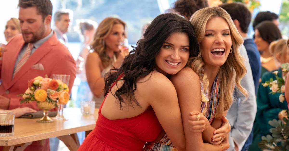 Netflix's 'The Perfect Couple' revolves around Amelia Sacks's best friend Merritt Monaco's murder mystery (Netflix/@hilarybronwyngayle)