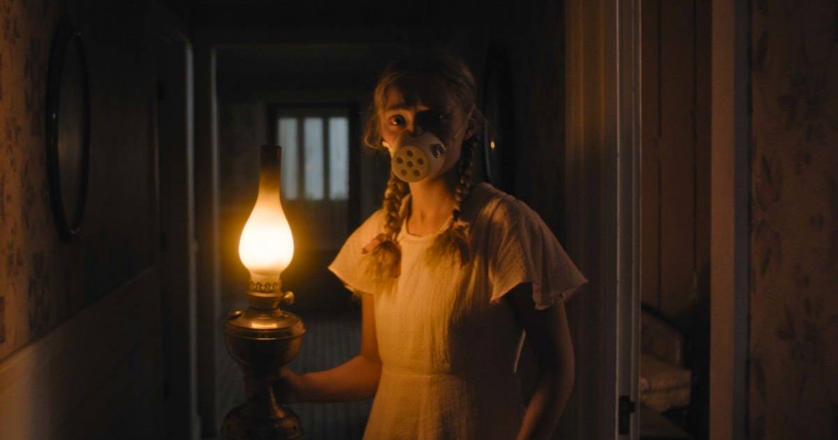 Hold Your Breath transports viewers to 1933 Oklahoma during the Dust Bowl, where survival hinges on sheer willpower (@hulu)