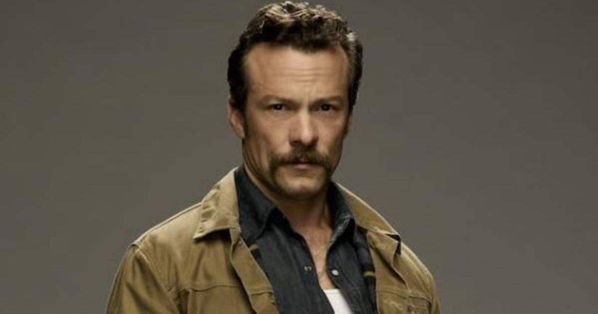 Mike Franks is seen investigating a covert mystery in 'NCIS: Origins' Episode 1 (@cbs)