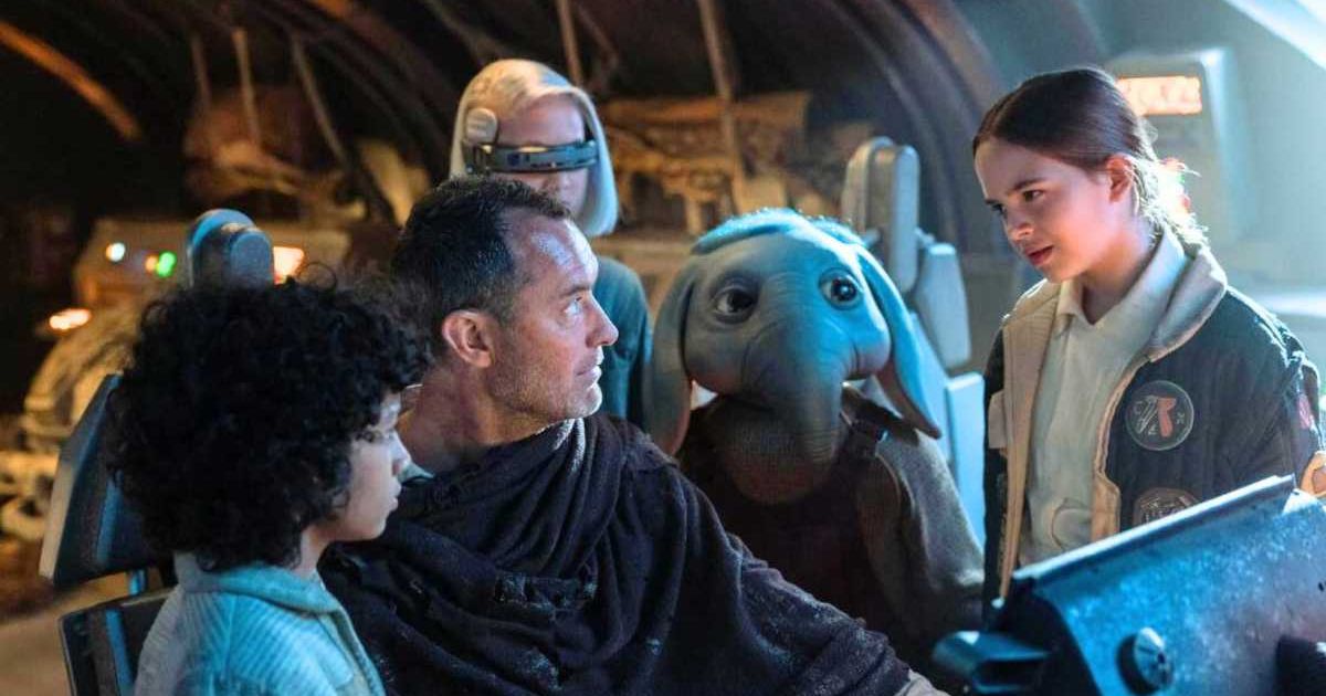 A familiar face from 'The Manadlorian' adds quirky drama in 'Skeleton Crew' (Disney)