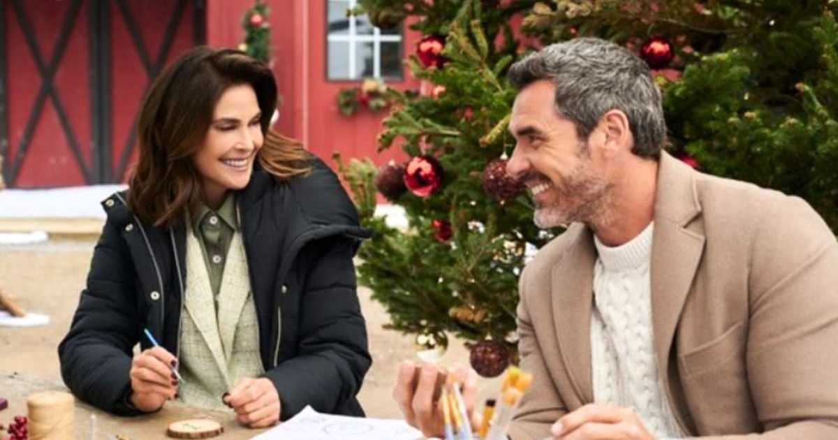 Teri Hatcher and Dan Payne steal the show in 'How to Fall in Love by Christmas' (Lifetime)