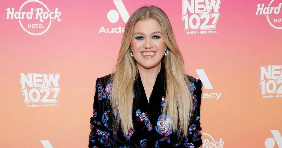 'The Voice' coach Kelly Clarkson exposes her ex-husband Brandon Blackstock's shocking claims (Facebook/@kellyclarkson)