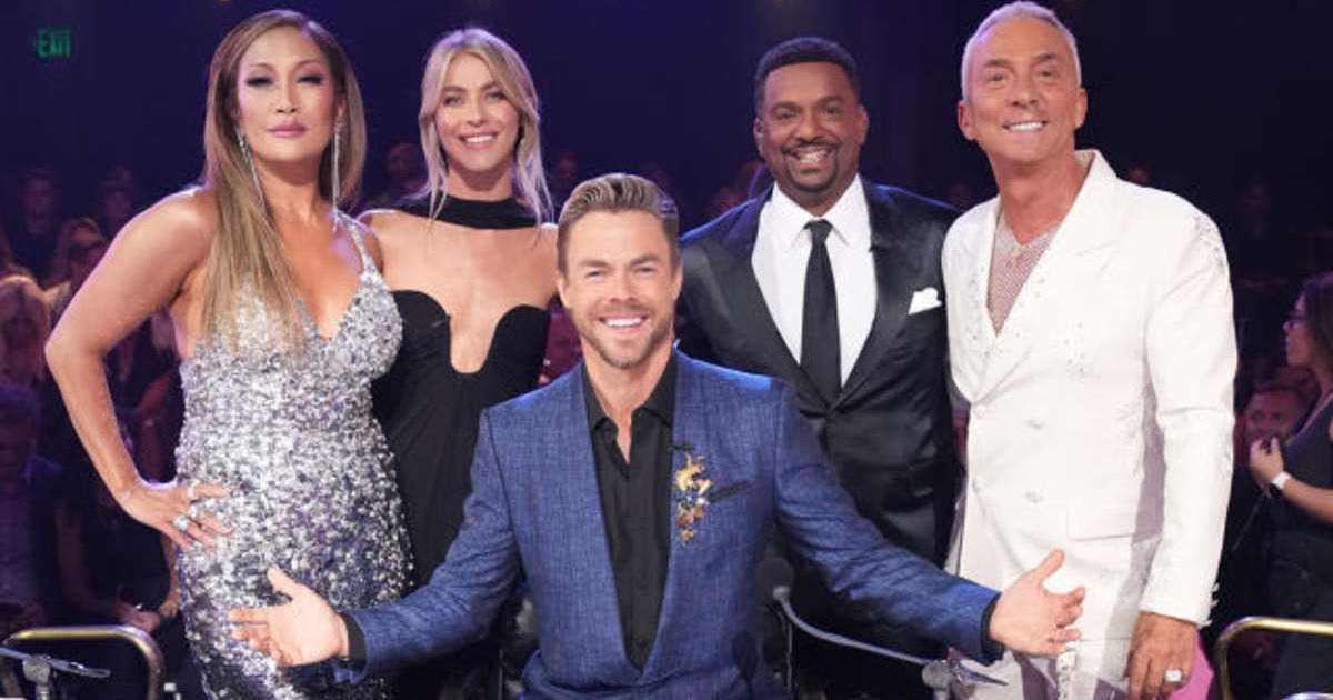 A photo of Derek Hough, Carrie Ann Inaba, Julianne Hough, Alfonso Ribeiro and Bruno Tonioli from the sets of 'Dancing with the Stars' (Cover Image Source: ABC)