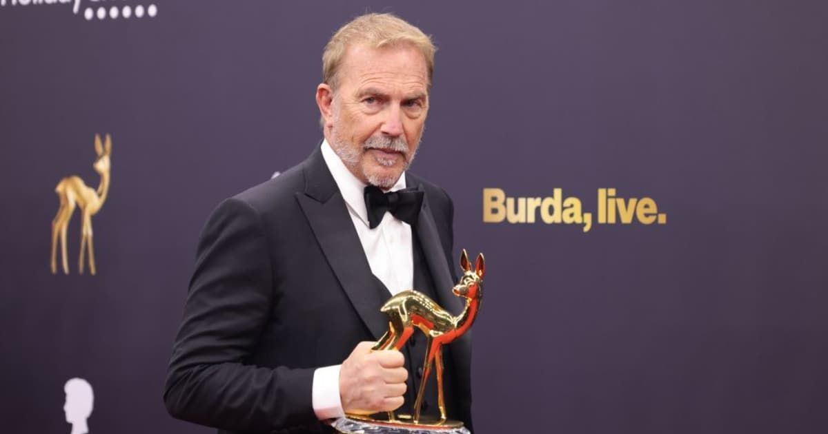 Kevin Costner poses with the award for 'Schauspieler International' during the Bambi Awards 2024 at Bavaria Studios on November 07, 2024, in Munich, Germany. (Cover Image Source: Photo by Andreas Rentz/ Getty Images)