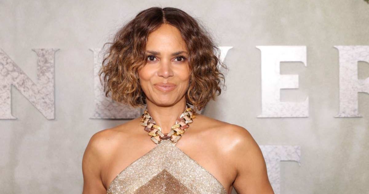 Halle Berry attends Lionsgate's 'Never Let Go' World Premiere at Regal Times Square (Cover Image Source: Getty Images | Photo by Michael Loccisano)