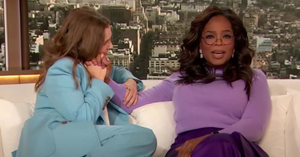 Oprah Winfrey talks about her movie 'Colour Purple' with host Drew Barrymore. (Cover Image Source: The Drew Barrymore Show | CBS)