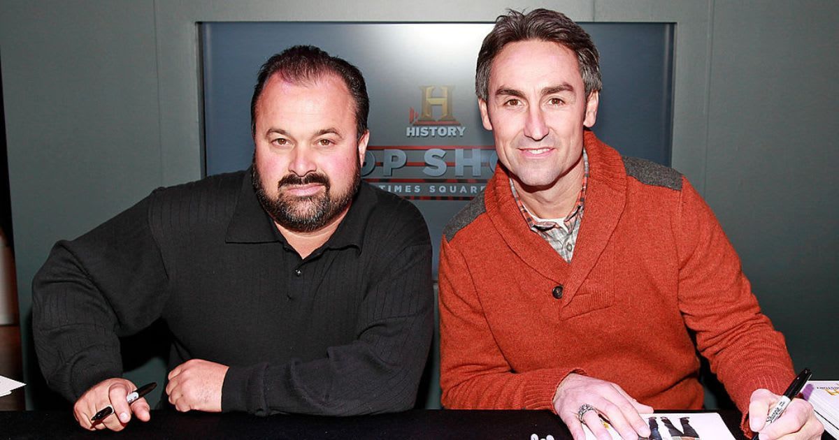 "American Pickers" Frank Fritz and Mike Wolfe at History Pop Shop on December 6, 2010, in NYC. (Cover Image Source: Getty Images| Photo by Charles Eshelman)