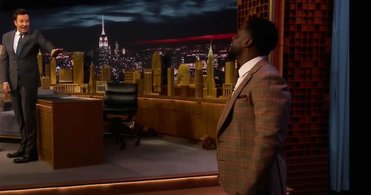 Kevin Hart and Jimmy Fallon on the latter's talk show. (Cover Image Source: YouTube | The Tonight Show Starring Jimmy Fallon)