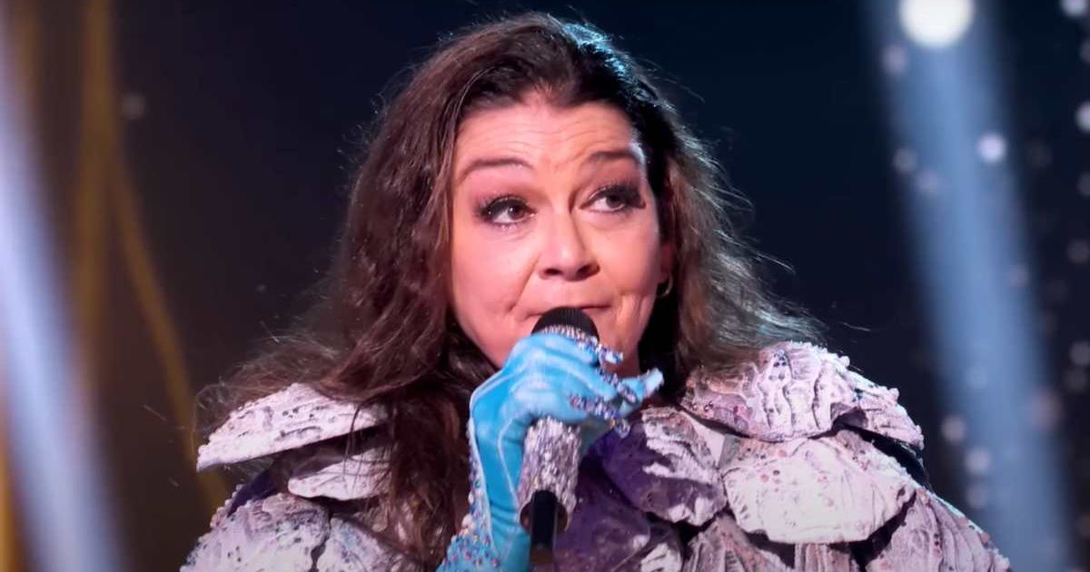 Screenshot of Gretchen Wilson, winner of season 13 from 'The Masked Singer'(Cover Image Source: YouTube | From 'The Masked Singer’)
