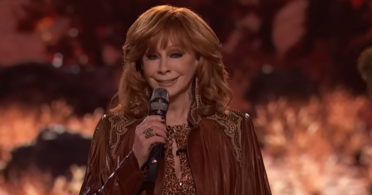 Screenshot of Reba McEntire from a 2023 episode of 'The Voice'. (Cover Image Source: YouTube | The Voice)