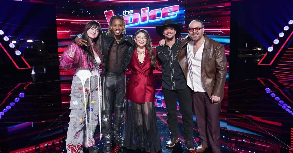 (L-R) Jadyn Cree, Renzo, Lucia Flores-Wiseman, Jaelen Johnston and Adam David in a  still from 'The Voice' (Cover Image Source: Instagram | nbcthevoice)