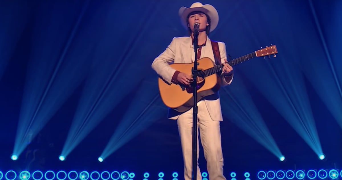 Screenshot of finalist John Foster from an episode of 'American Idol' (Cover Image Source: YouTube | American Idol)