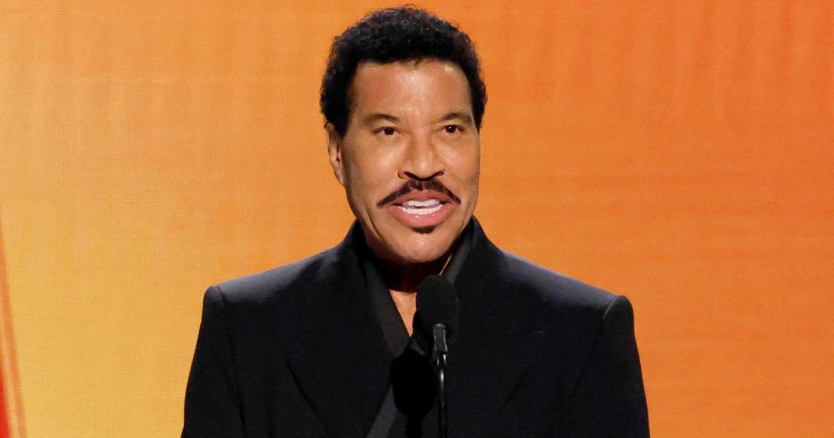 Lionel Richie speaks onstage during the 60th Academy of Country Music Awards at The Ford Center at The Star on May 08, 2025 in Frisco, Texas. (Cover Image Source: Getty Images | Photo by Jason Kempin)