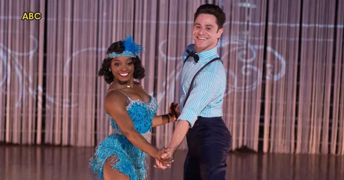 Simone Biles and Sasha Farber from 'DWTS' (Cover image source: YouTube | The Voice)