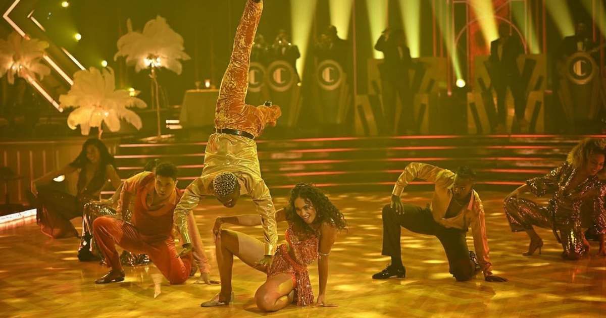 Contestants Chandler and Brandon performing freestyle during 'DWTS' finale  (Cover image source: Instagram | @dancingwiththestars)