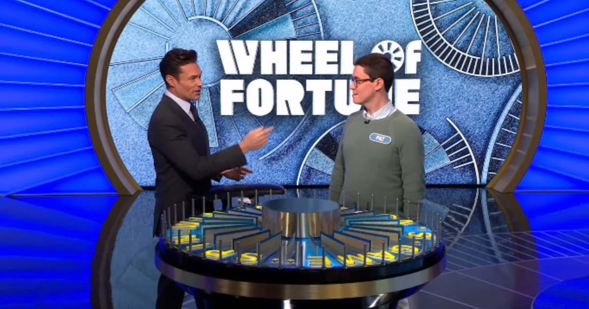 Screenshot of Ryan Seacrest with contestant Pat Ralph during an episode of 'Wheel of Fortune' (Cover Image Source: YouTube/'Wheel of Fortune')