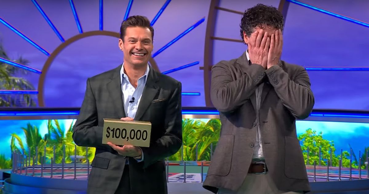 Screenshot of Ryan Seacrest and Jim Venckus on 'Wheel of Fortune' (Cover Image Source: YouTube | Wheel of Fortune)