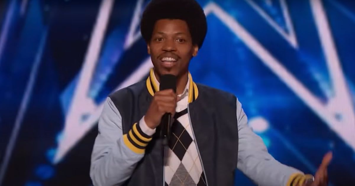 Still of Mike E. Winfield on 'America's Got Talent'. (Cover Image Source: YouTube | Talent Recap)