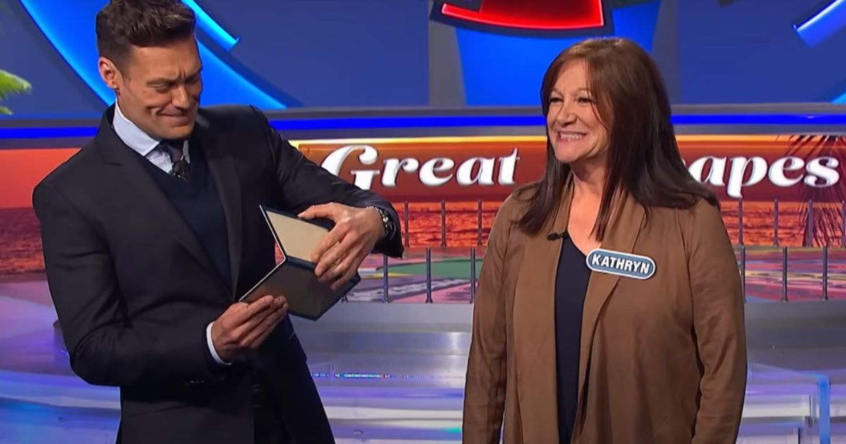 Screenshot of Ryan Seacrest and Katheryn from 'Wheel of Fortune' (Cover Image Source: YouTube | Wheel of Fortune)
