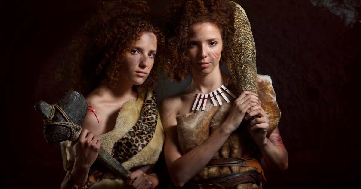 Twin sisters from old age. (Representative Cover Image Source: Getty Images | Photo by ultramarinfoto)