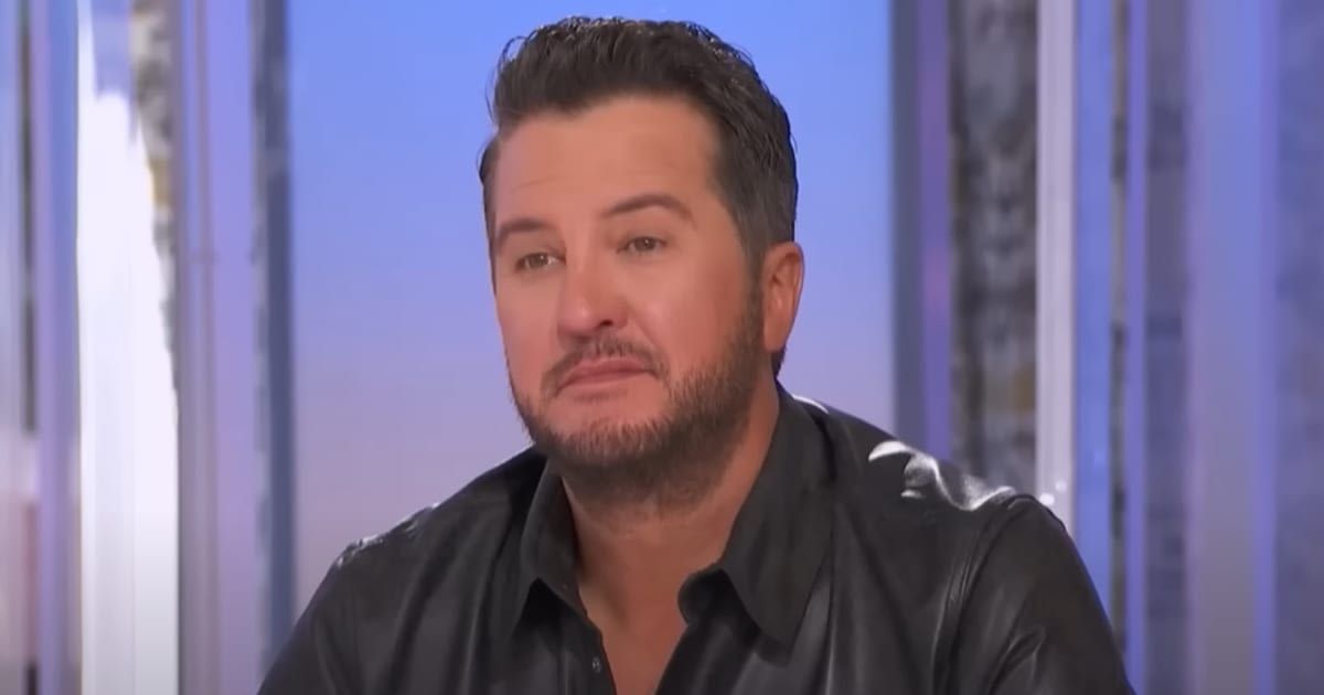 Screenshot of Luke Bryan from  'American Idol' season 23 (Cover image source: YouTube | American Idol)