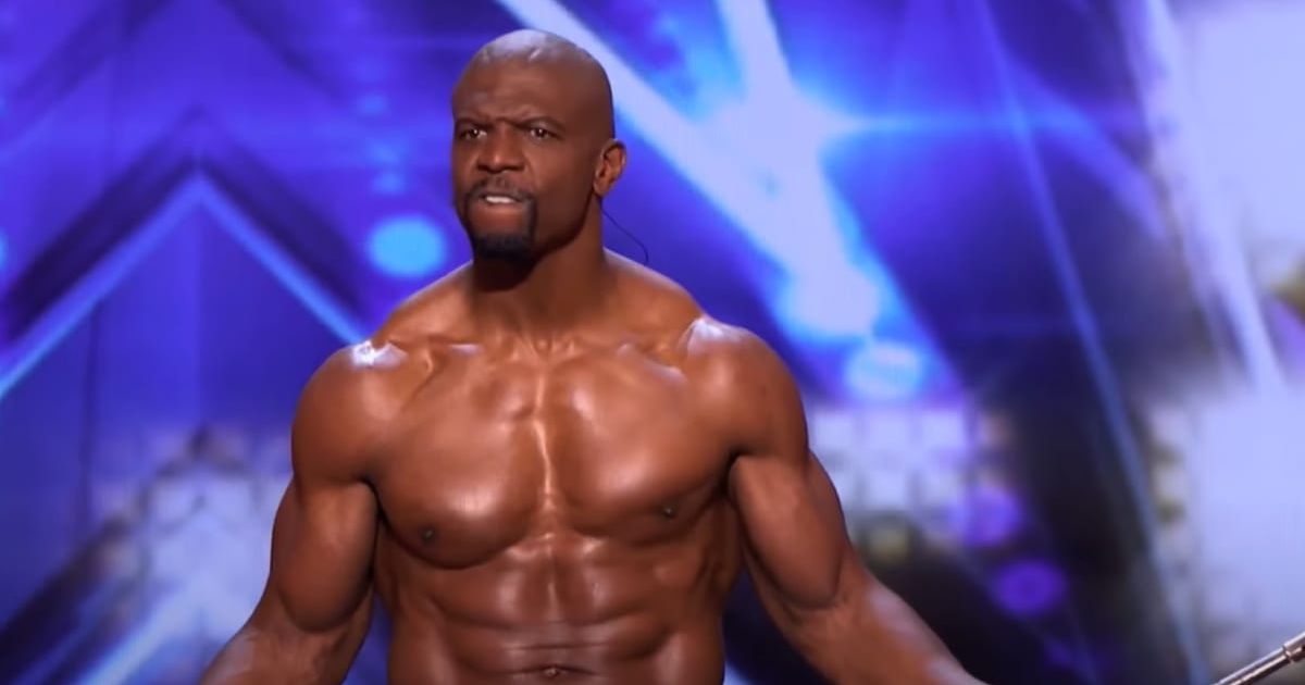 Screenshot of Terry Crews playing the flute during 'America's Got Talent' 2019 episode (Cover Image source: YouTube | America's Got Talent)